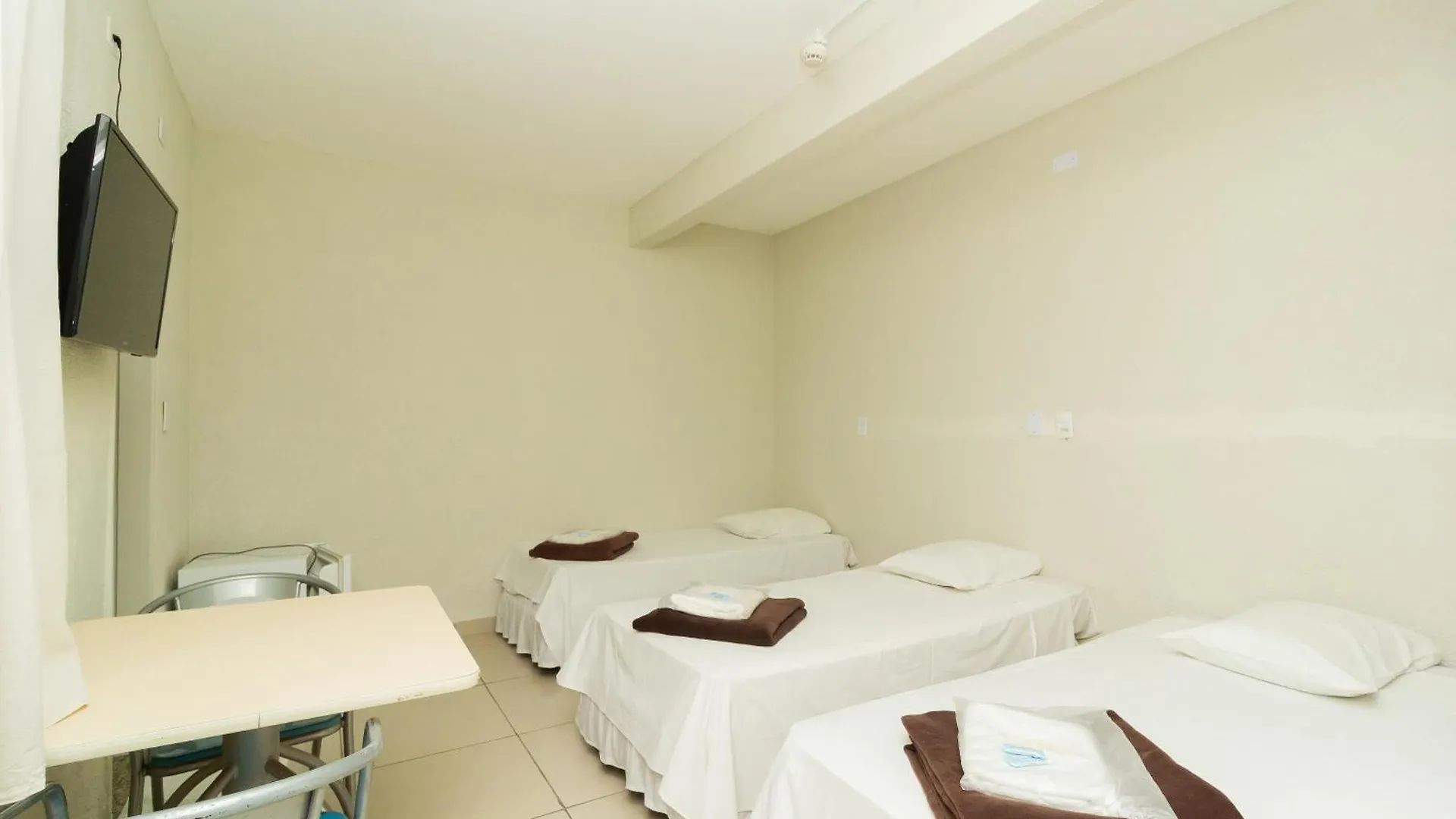 Hotel Ourinhos - Centro De Sao Paulo - Proximo 25 De Marco E Bras